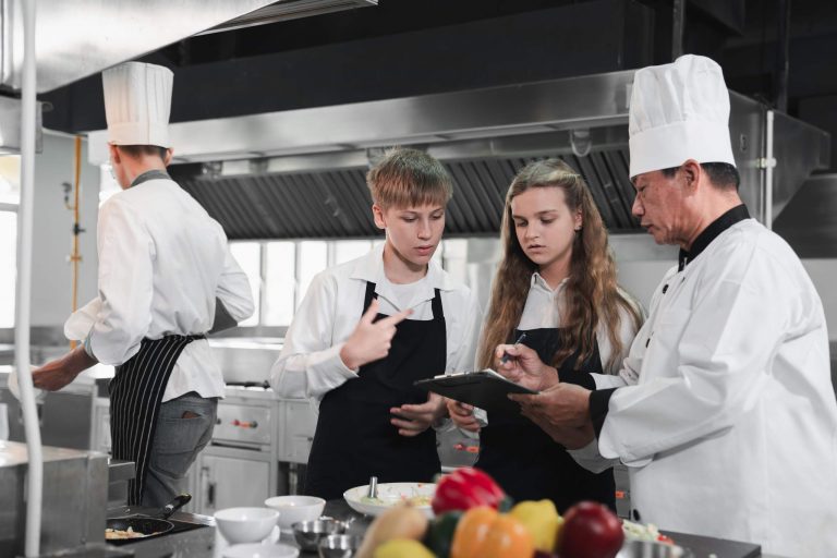 The Role of Customer Service in a Successful Restaurant